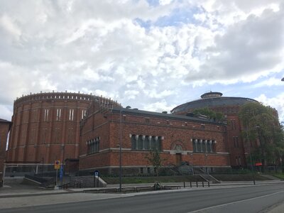 Druhá ze série cihlových staveb
